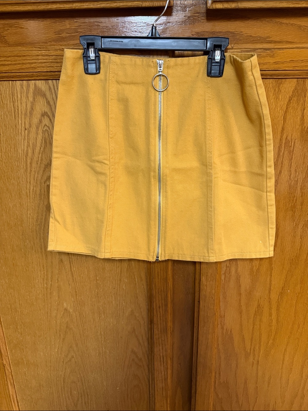 Chloe & Katie Yellow Zip-Front A-Line Mini Skirt